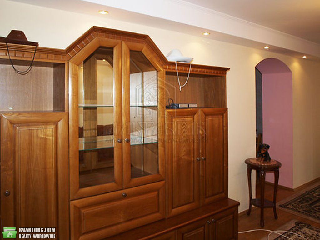 Sell 3-room apartment. Киев,  Срибнокильская — photo 1