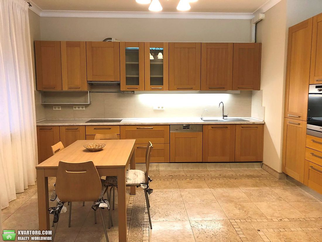 Rent out 5-room apartment. Киев,  Старонаводницкая — photo 1