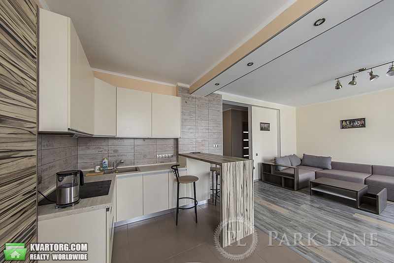 Sell 3-room apartment. Киев,  Днепровская наб — photo 2