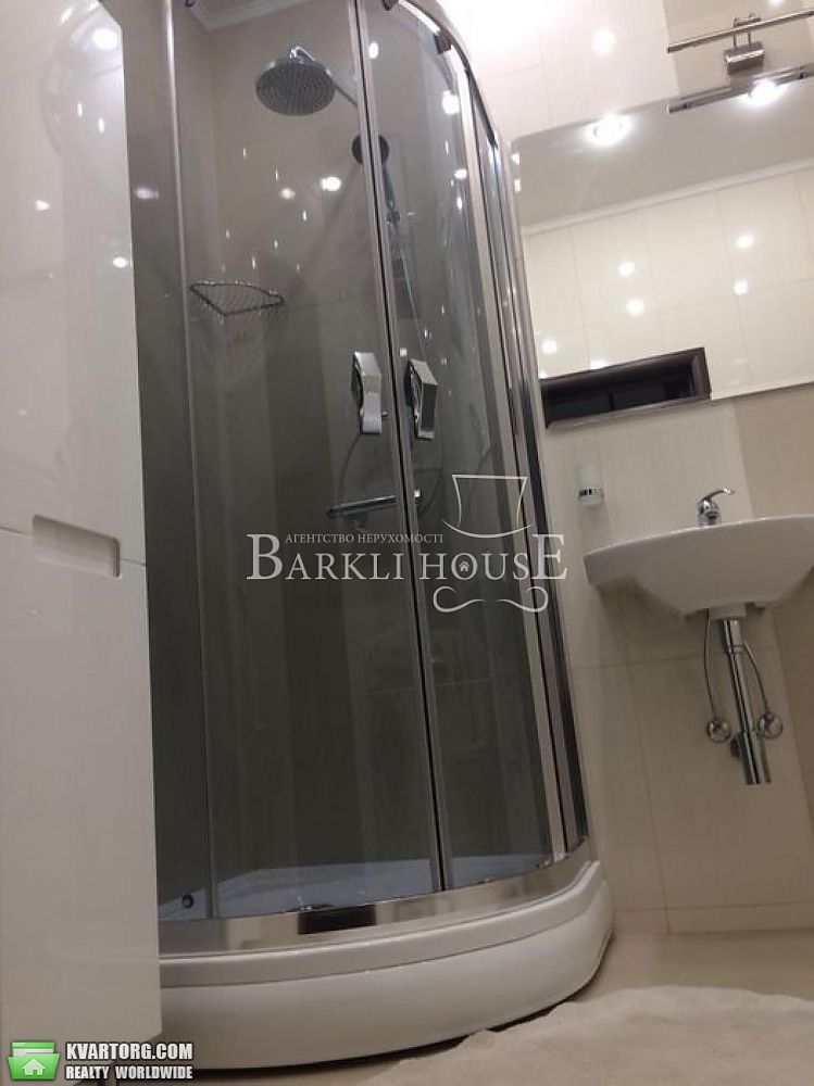 Rent out 2-room apartment. Киев,  Драгомирова — photo 10