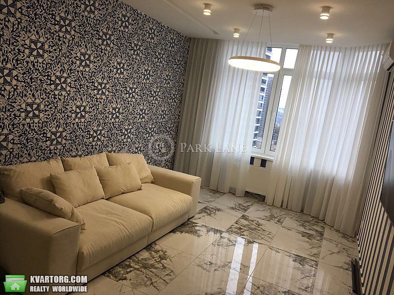 Rent out 2-room apartment. Киев,  Щорса — photo 2