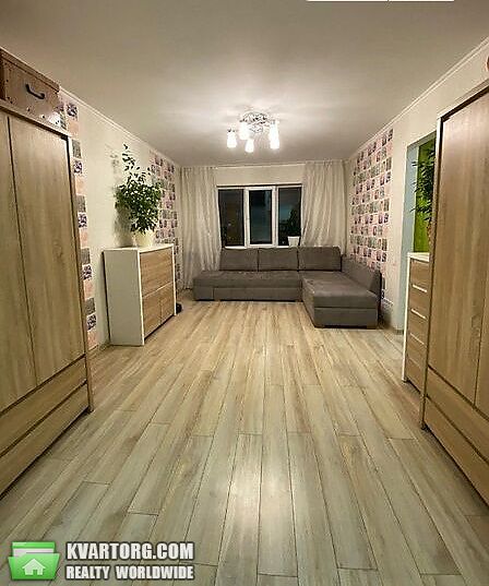 Sell 4-room apartment. Киев,  Героев Днепра — photo 2