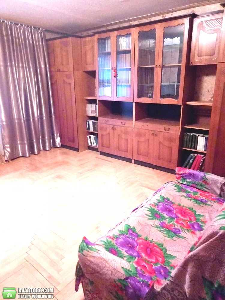 Rent out 2-room apartment. Киев, Петра Радченко — photo 2