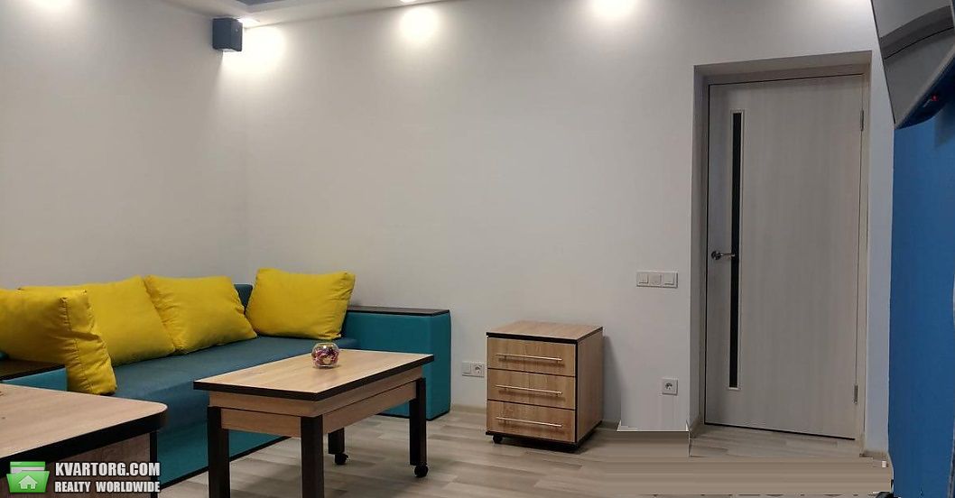 Sell 2-room apartment. Киев,  Тарасовская — photo 2