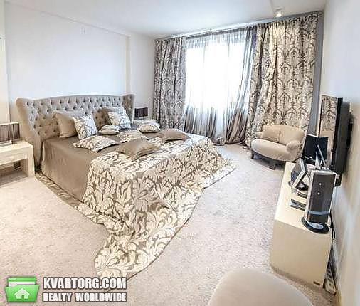Sell 3-room apartment. Киев,  Щорса — photo 2