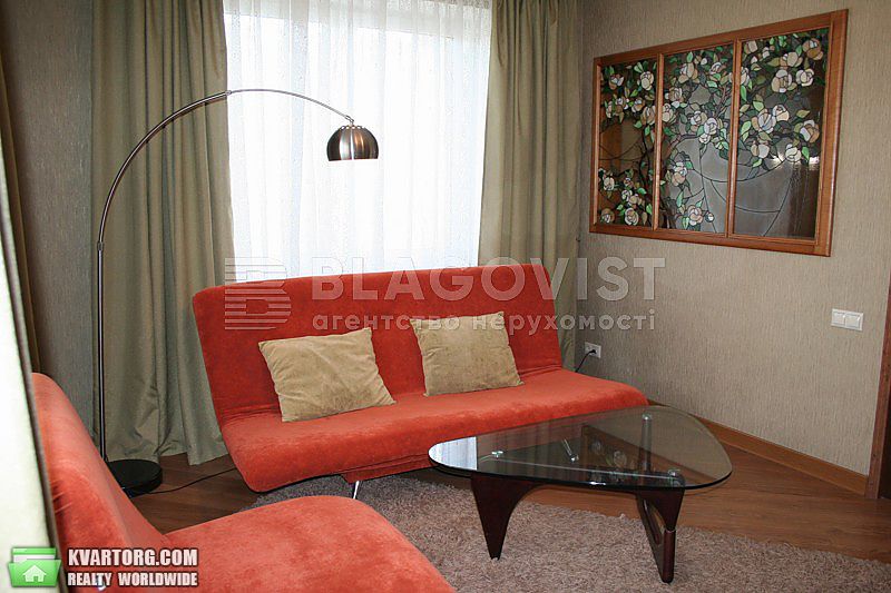 Rent out 2-room apartment. Киев,  Пожарского — photo 4