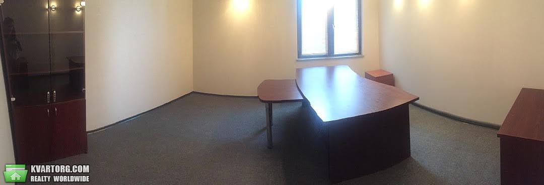 Rent out office. Киев, бульвар Шевченко Т. — photo 1