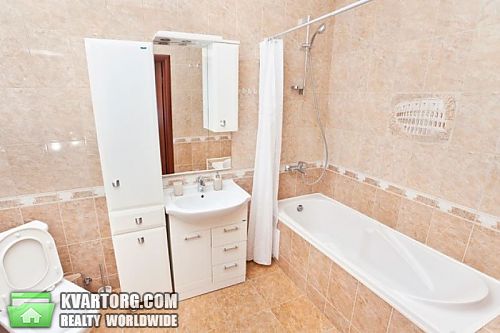 Rent out 3-room apartment. Киев, Белорусская — photo 1