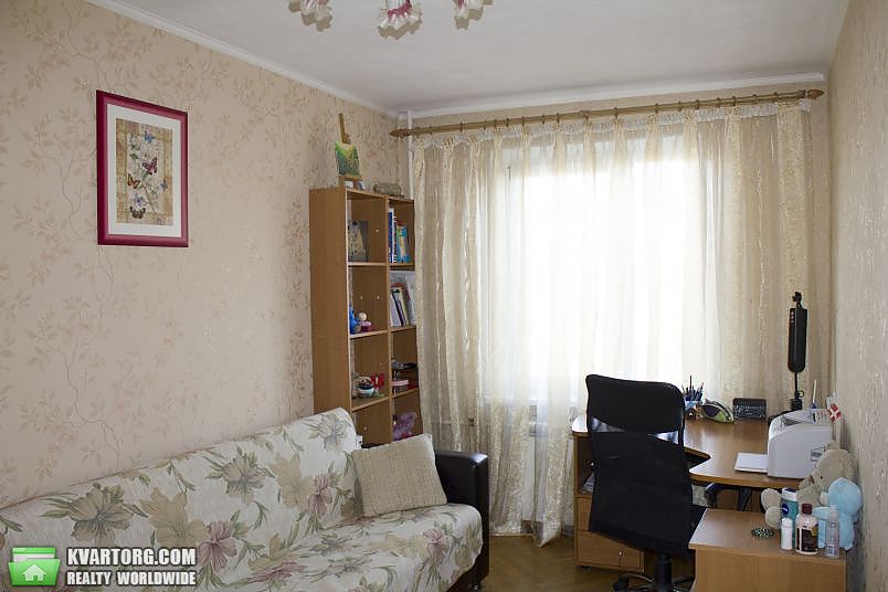 Sell 3-room apartment. Киев,  Березняковская — photo 2