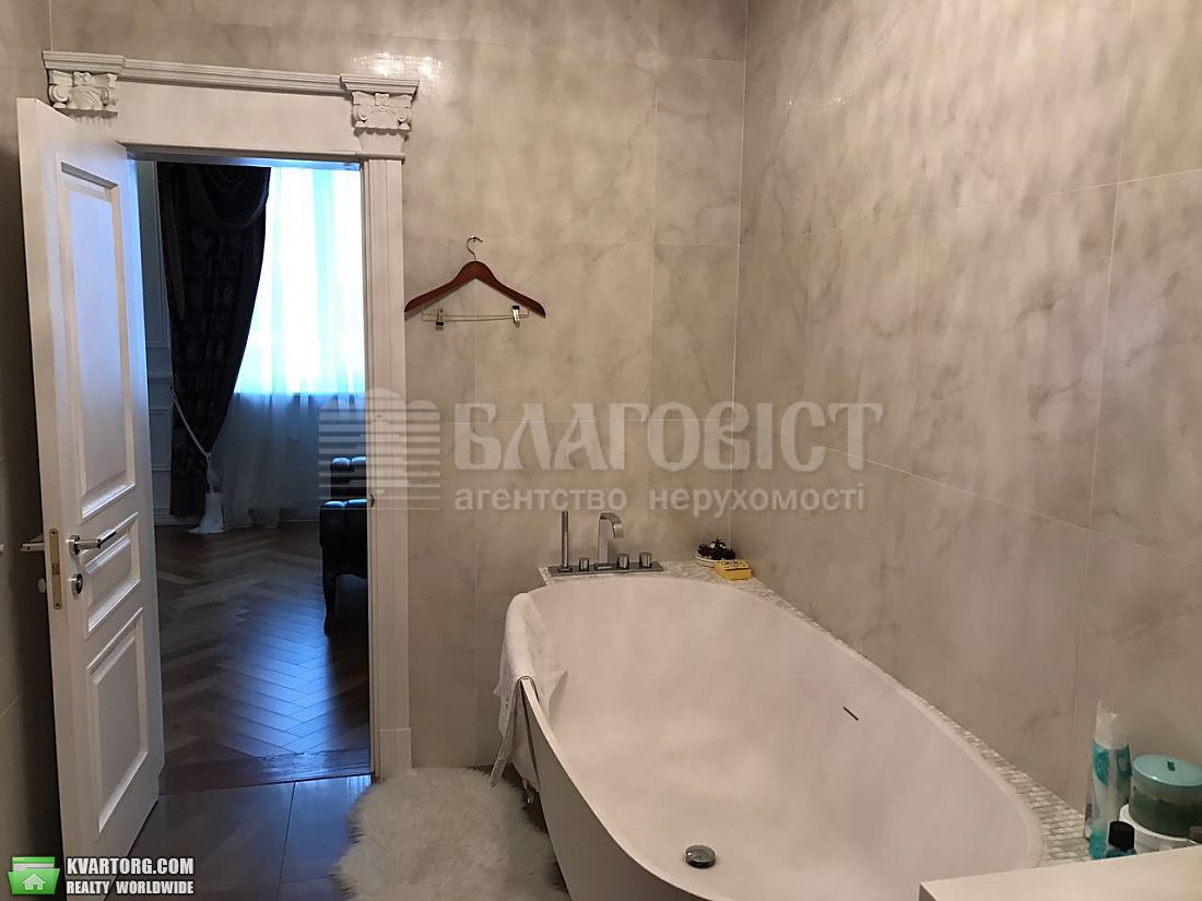 Rent out 3-room apartment. Киев,  Барбюса — photo 9