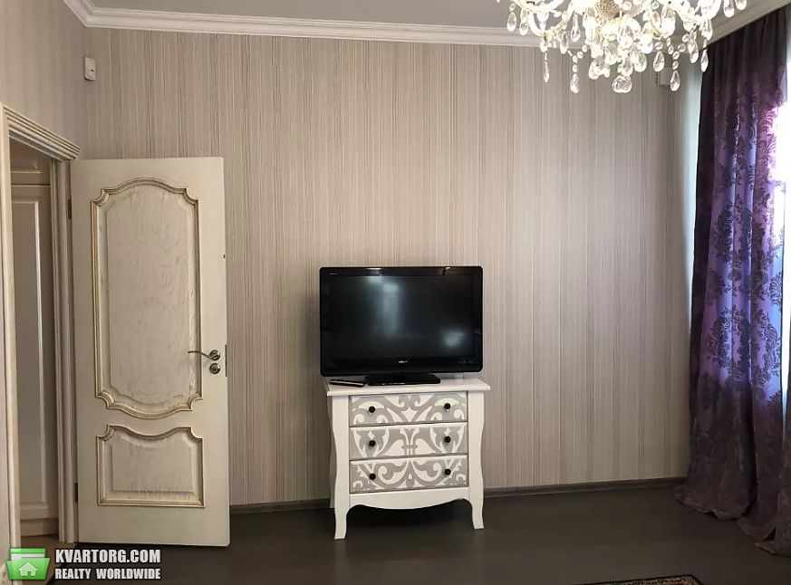 Rent out 3-room apartment. Киев, .М.Грушевского — photo 2