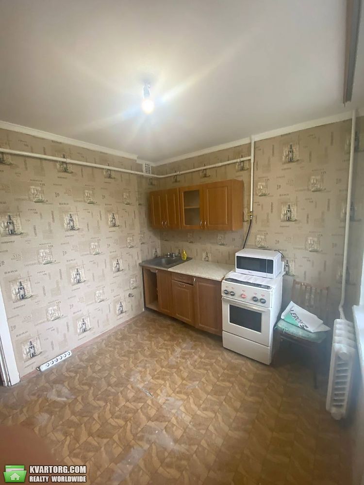 Rent out 1-room apartment. Киев,  Тычины пр — photo 4