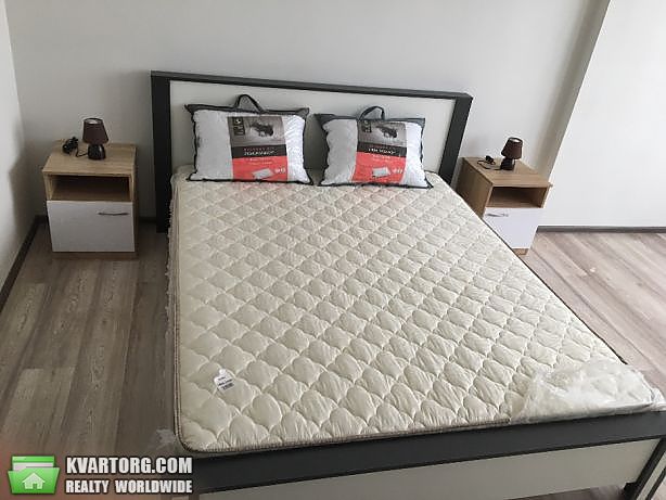 Rent out 1-room apartment. Киев,  Вышгородская — photo 4