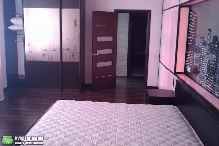 Rent out 3-room apartment. Киев,  Черновола — photo 2