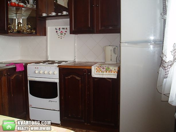 Sell 2-room apartment. Киев,  Подгорная — photo 3