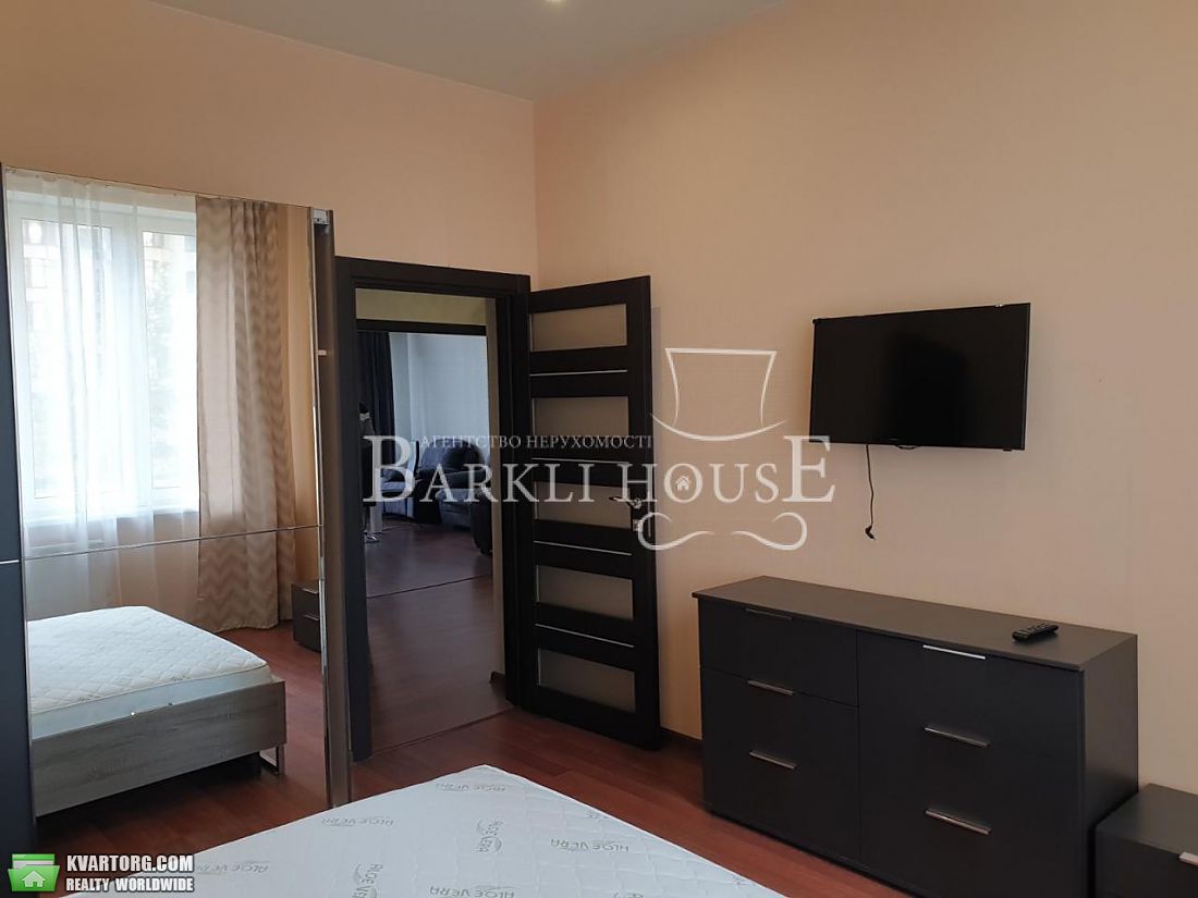 Rent out 3-room apartment. Киев, Черновола — photo 7