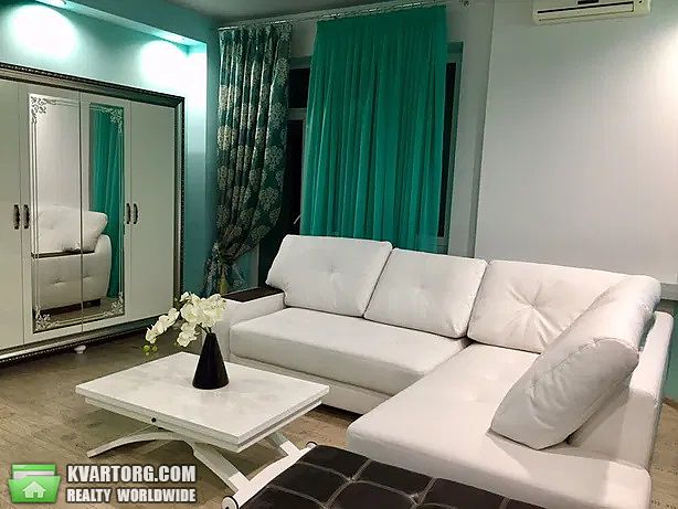 Rent out 2-room apartment. Киев,  Механизаторов — photo 3