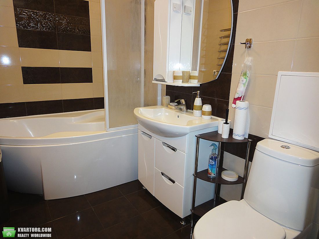 Rent out 3-room apartment. Одесса, Французский бульвар — photo 9