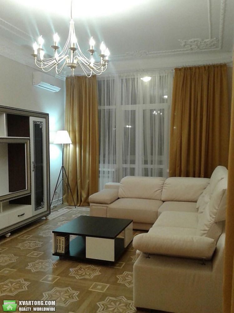 Rent out 2-room apartment. Киев,  Богдана Хмельницкого — photo 1