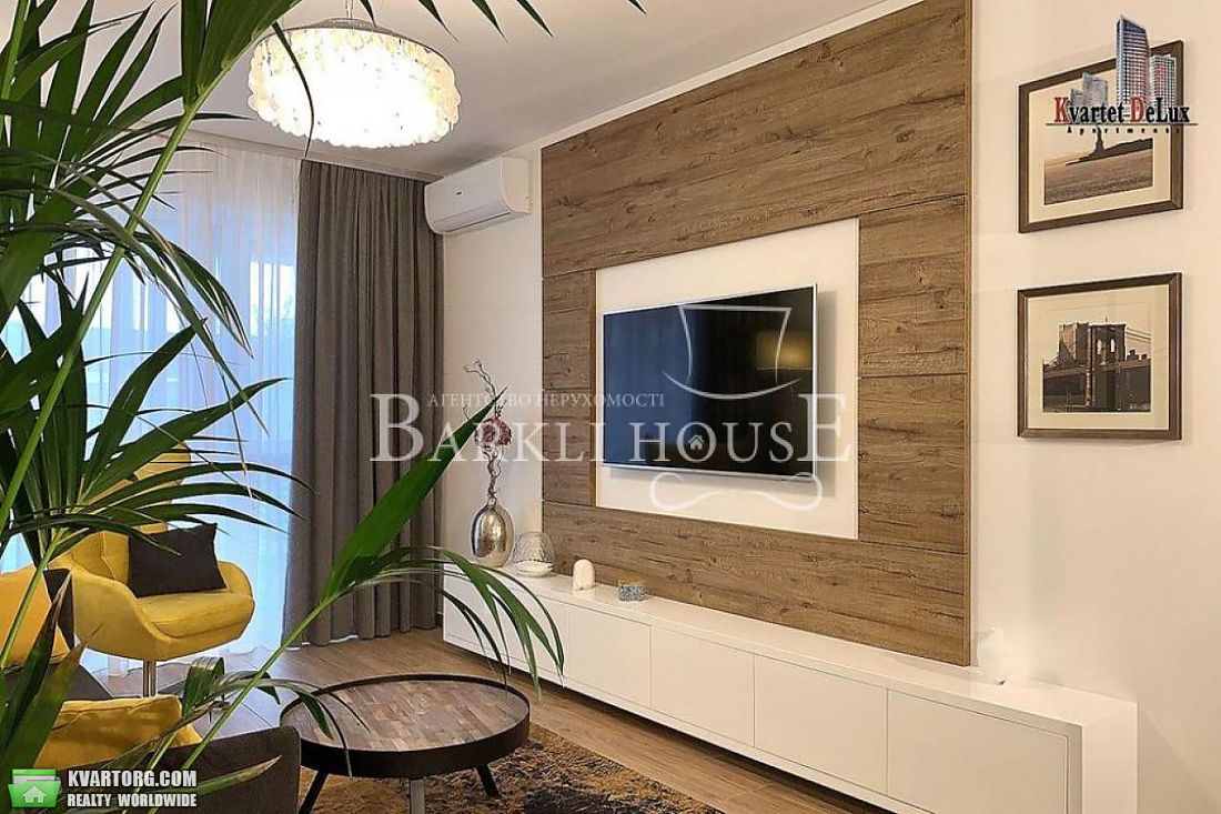 Rent out 2-room apartment. Киев,  Липковского — photo 2