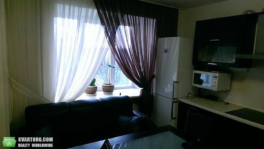 Sell 1-room apartment. Киев,  Олевская — photo 2