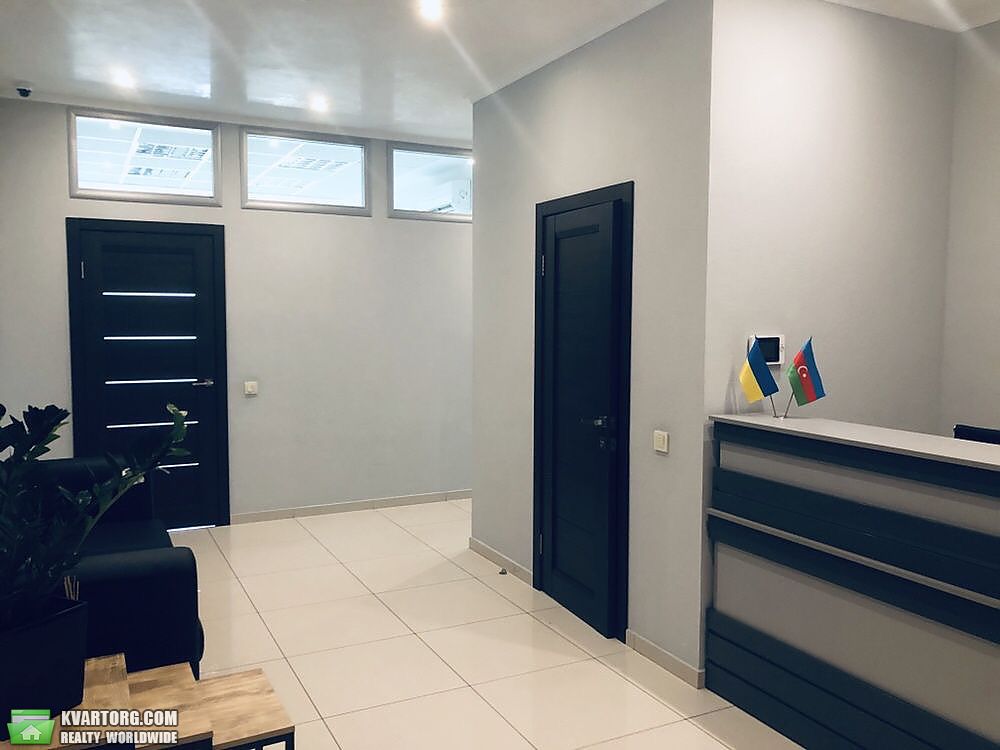 Rent out office. Киев, Кловский спуск — photo 4