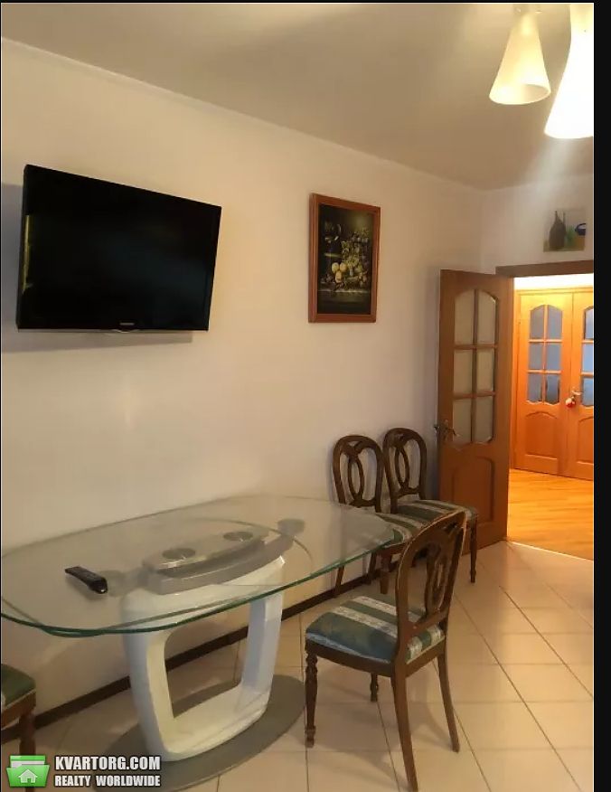 Rent out 3-room apartment. Киев,  Ереванская — photo 3