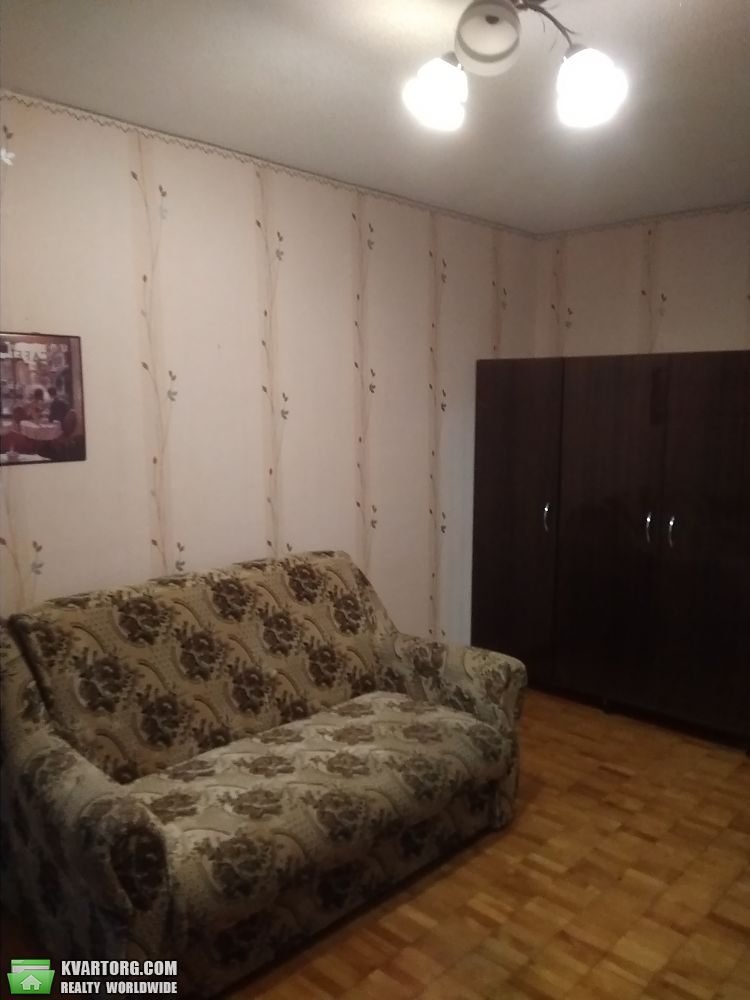 Rent out 2-room apartment. Киев, Голосеевский проспект — photo 5