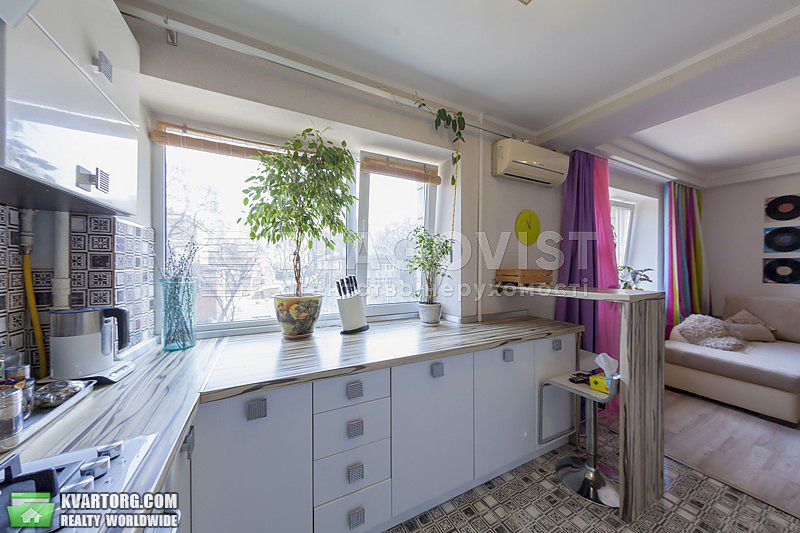 Sell 2-room apartment. Киев,  Жилянская — photo 5