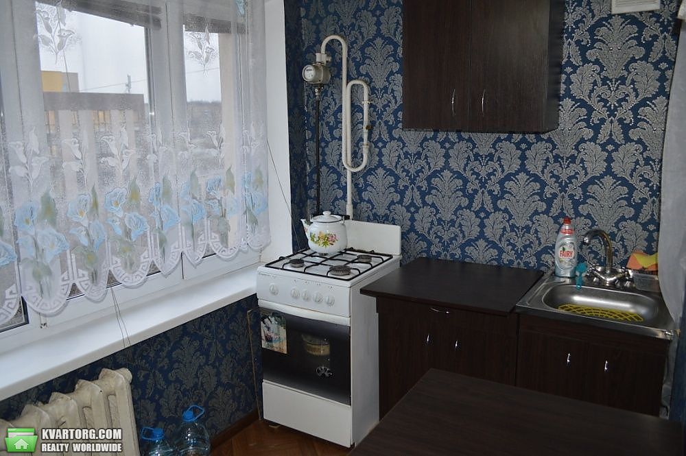 Sell 2-room apartment. Киев, Кирилловская — photo 1