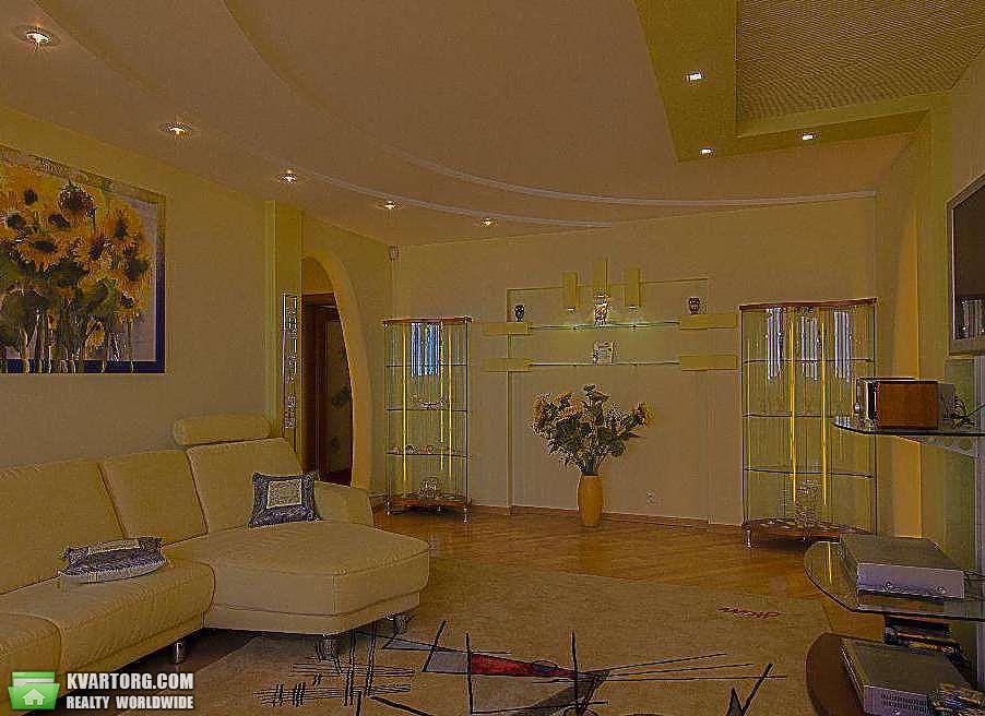 Rent out 2-room apartment. Киев, Гмыри — photo 4
