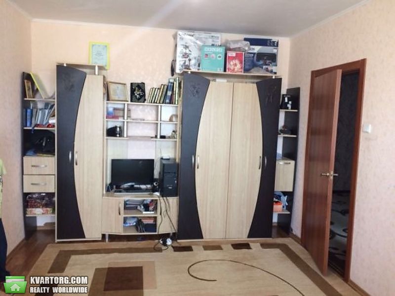 Sell 3-room apartment. Киев,  Цветаевой — photo 1