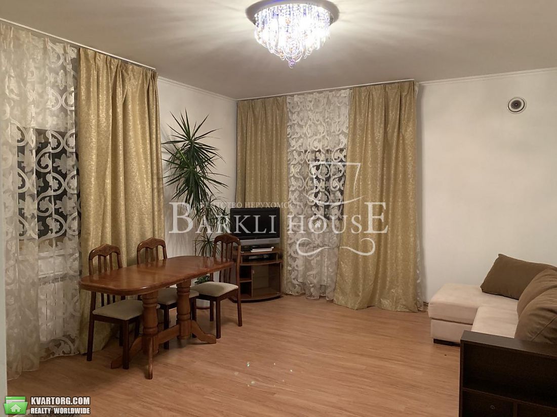 Rent out house. Киев,  Метрологическая — photo 9