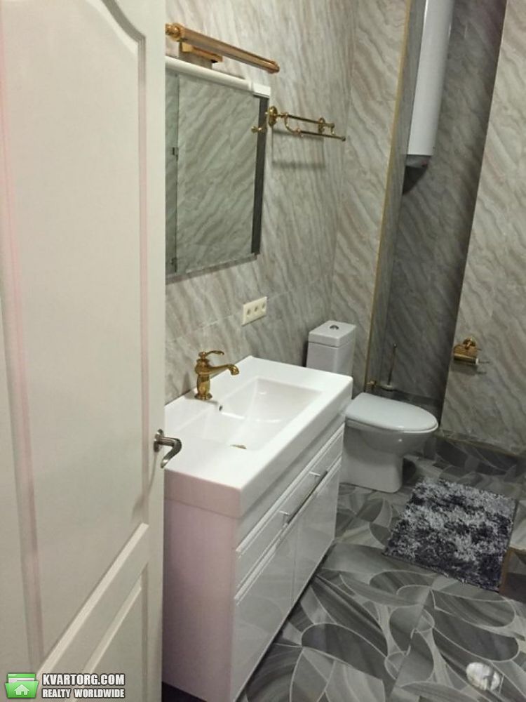 Rent out 2-room apartment. Киев,  Филатова — photo 8