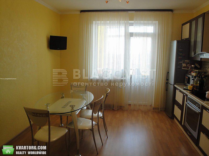 Rent out 2-room apartment. Киев,  Ирпенская — photo 7