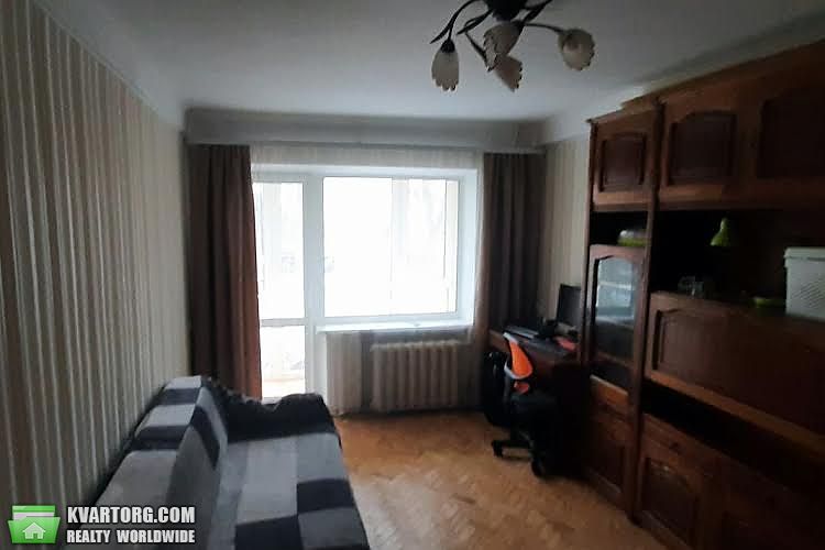 Sell 1-room apartment. Киев,  Метростроевская — photo 1