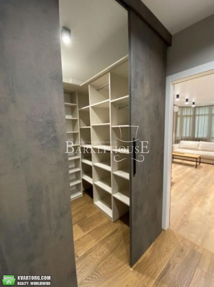 Rent out 2-room apartment. Киев,  Черновола — photo 6