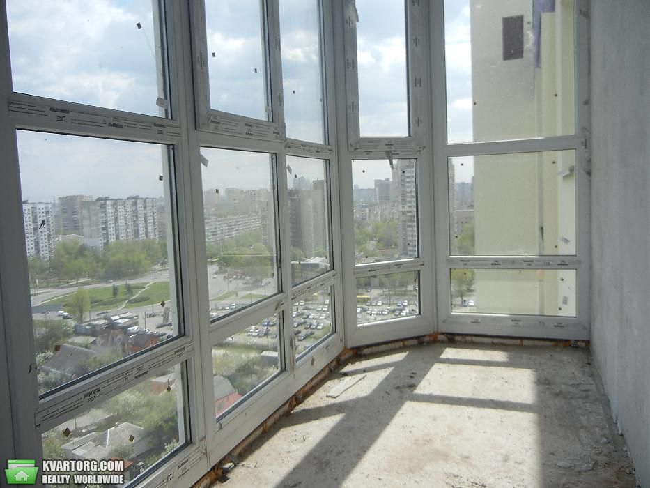 Sell 3-room apartment. Киев,  Комбинатная — photo 4