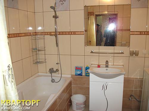 Rent out house. Киев,  Богатырская — photo 2