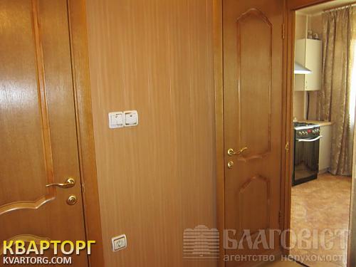 Sell 2-room apartment. Киев, ул. С. Крушельницкой — photo 2