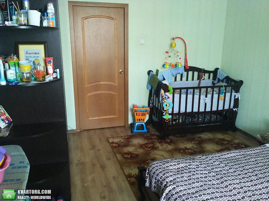 Sell 3-room apartment. Киев,  Бажана — photo 1