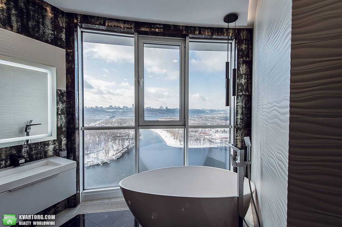 Sell 4-room apartment. Киев, ул.Никольско-Слободская — photo 1