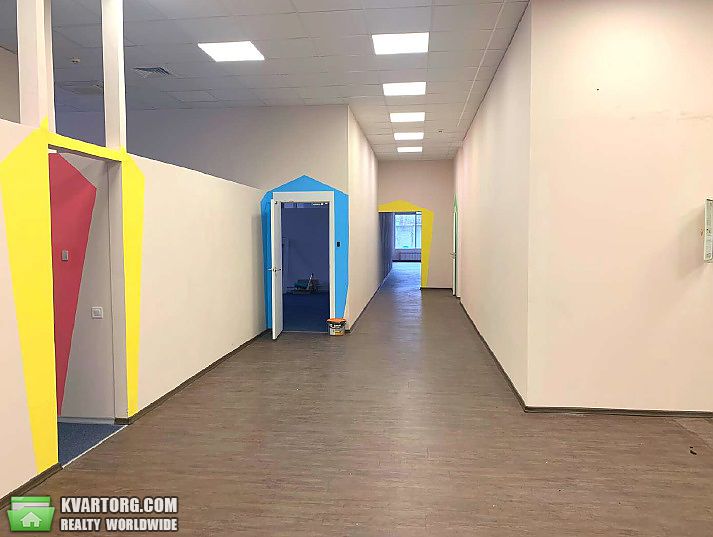 Rent out office. Киев, полевая — photo 2