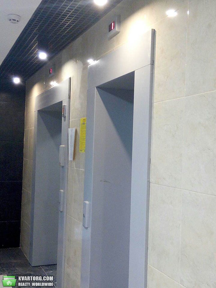 Sell 3-room apartment. Киев, М.Максимовича — photo 2