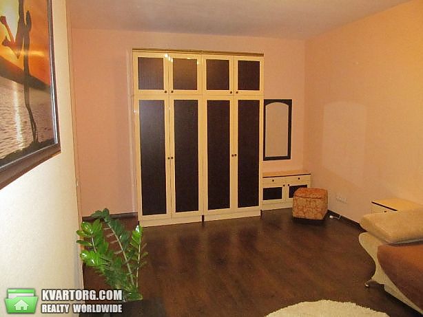 Rent out 1-room apartment. Киев,  Ревуцкого — photo 7