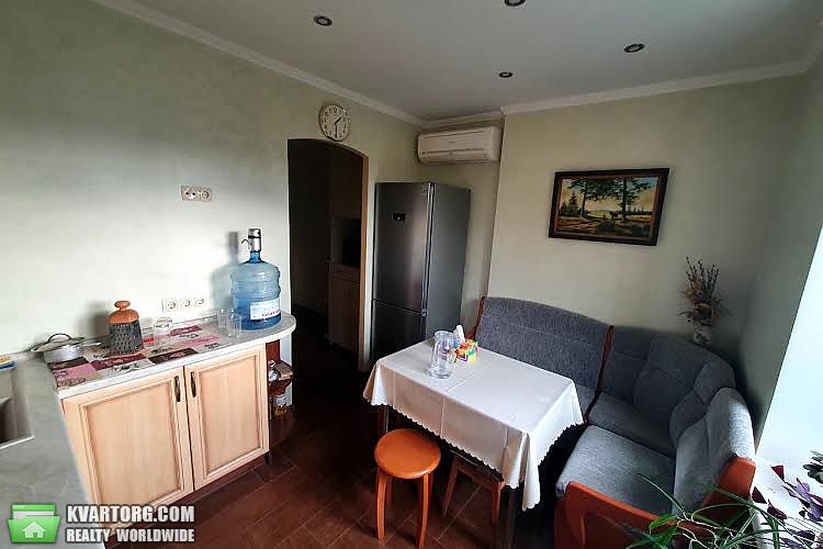 Sell 2-room apartment. Киев,  Курская — photo 2