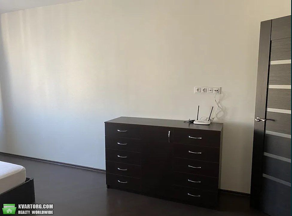 Rent out 1-room apartment. Киев,  Ломоносова — photo 3