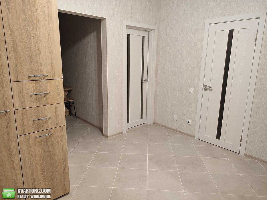 Rent out 1-room apartment. Киев, Драгоманова — photo 5