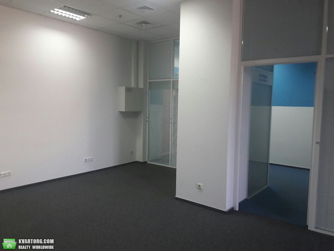 Rent out office. Киев,  Богдана Хмельницкого — photo 2