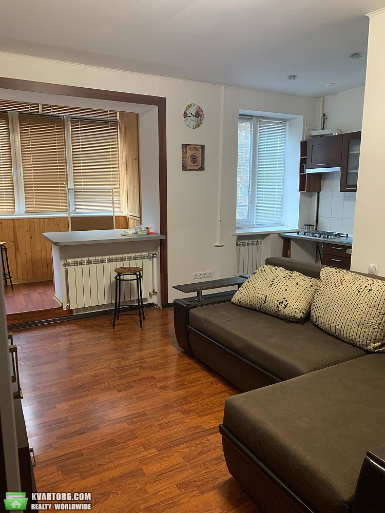 Sell 3-room apartment. Киев,  Волгоградская — photo 2